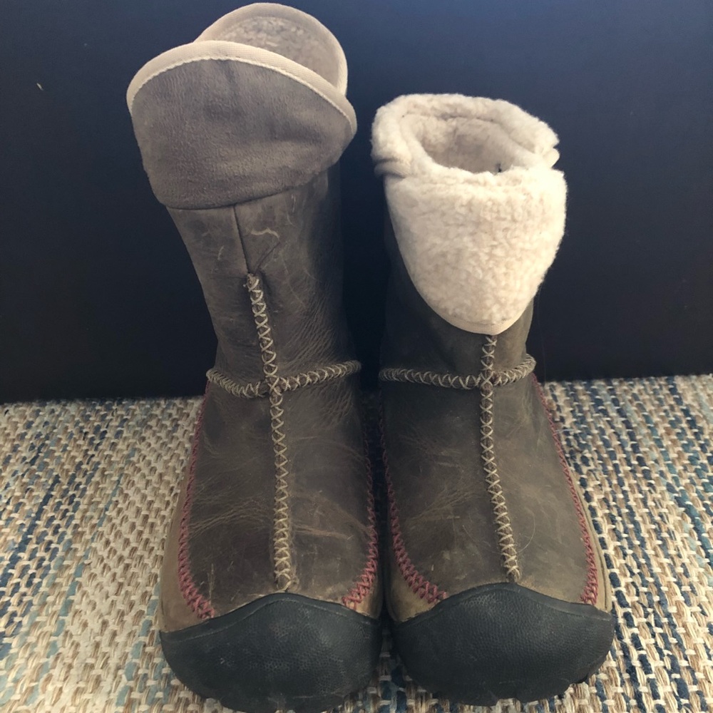 Keen boots